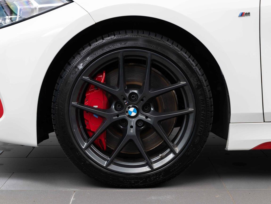 BMW Řada 1 Hatchback 2,0 l 195 kw