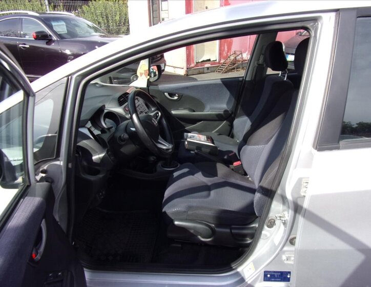 Honda Jazz Hatchback 1,2 l 66 kw