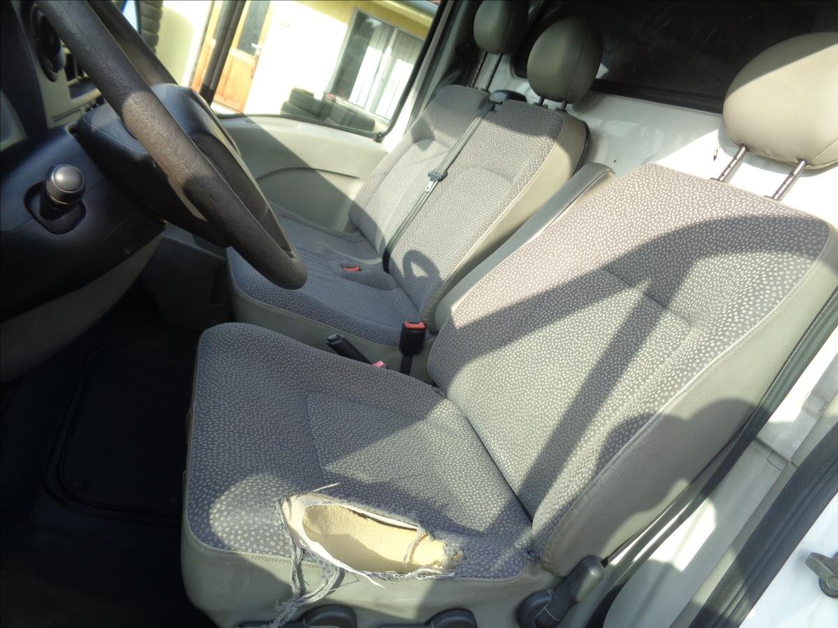 Opel Movano Skříň 2,5 l 88 kw