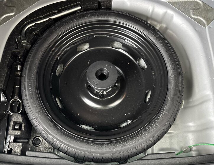 Škoda Karoq SUV / Terénní 1,5 l 110 kw