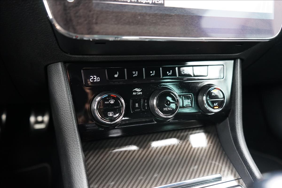 Škoda Superb Kombi 1,4 l 115 kw