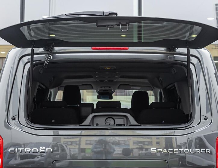Citroën SpaceTourer MPV 2,0 l 130 kw