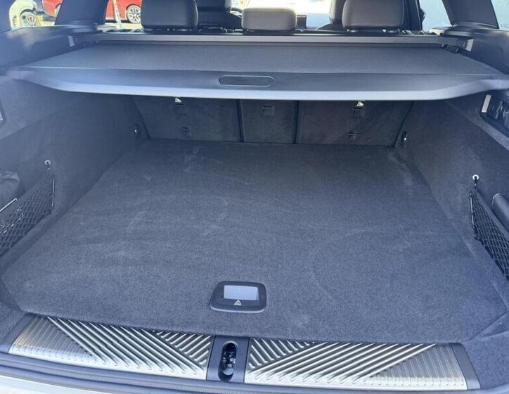 BMW Řada 5 Kombi 3,0 l 223 kw