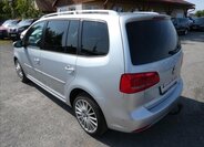 Volkswagen Touran 7
