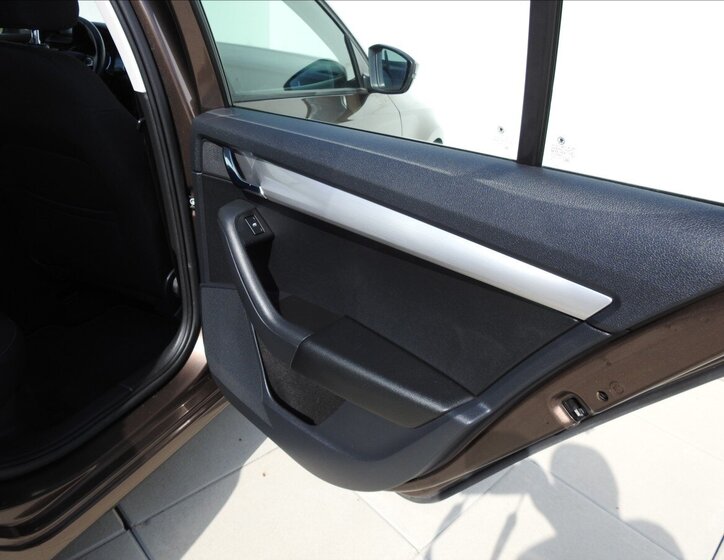 Škoda Octavia Kombi 1,5 l 96 kw