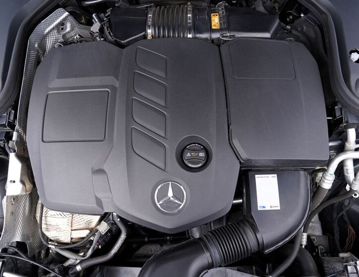 Mercedes-Benz Třídy E Sedan 2,0 l 143 kw