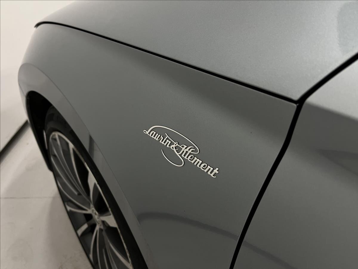 Škoda Superb Kombi 2,0 l 140 kw