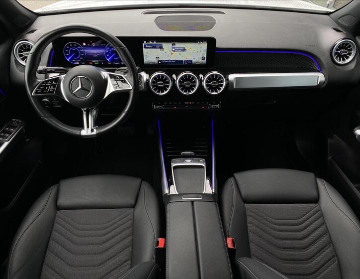 Mercedes-Benz EQB 12