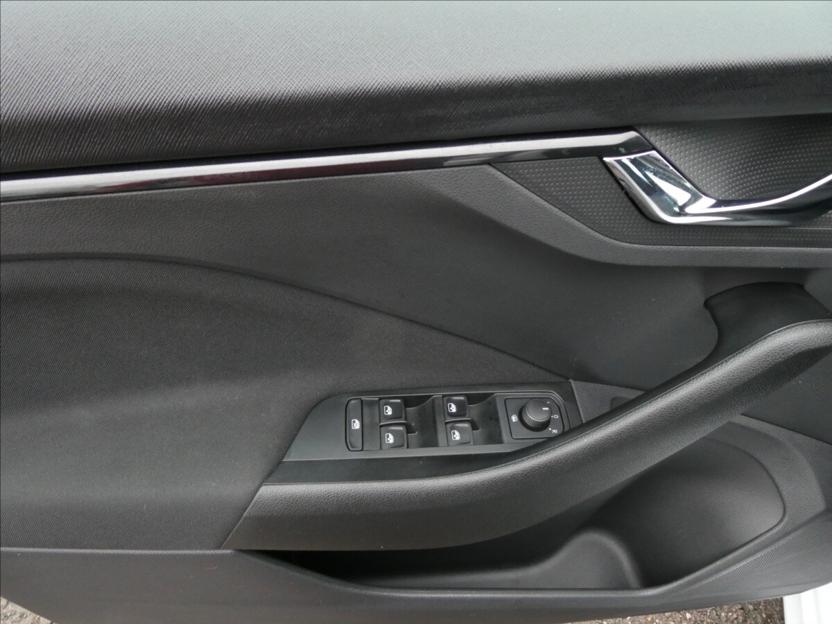 Škoda Kamiq Hatchback 999,0 81 kw