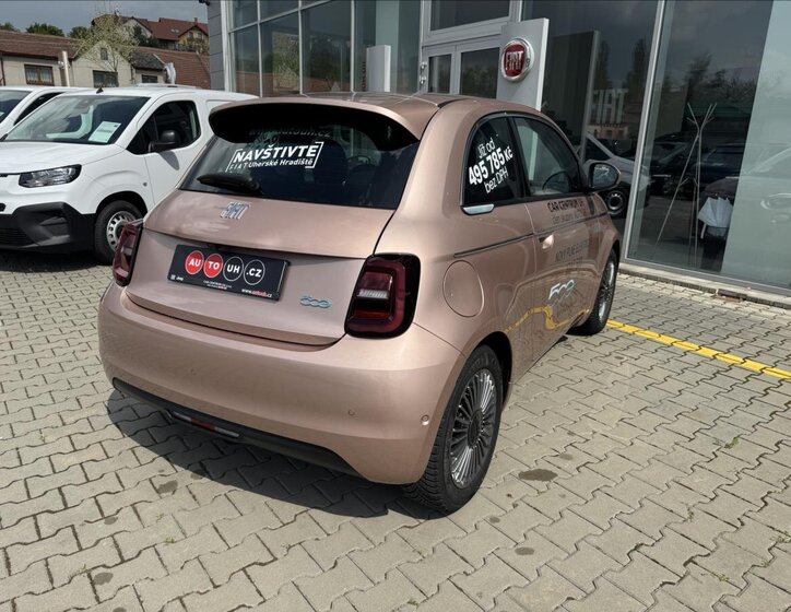 Fiat 500e Hatchback 0,0 87 kw