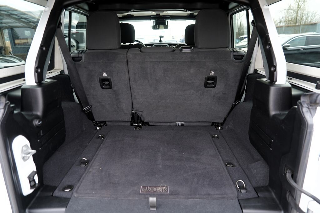 Jeep Wrangler SUV / Terénní 2,1 l 147 kw