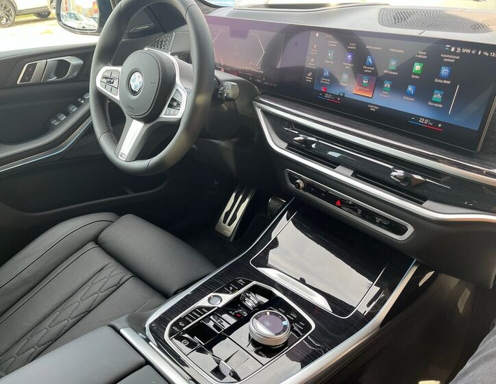 BMW X7 SUV / Terénní 3,0 l 280 kw
