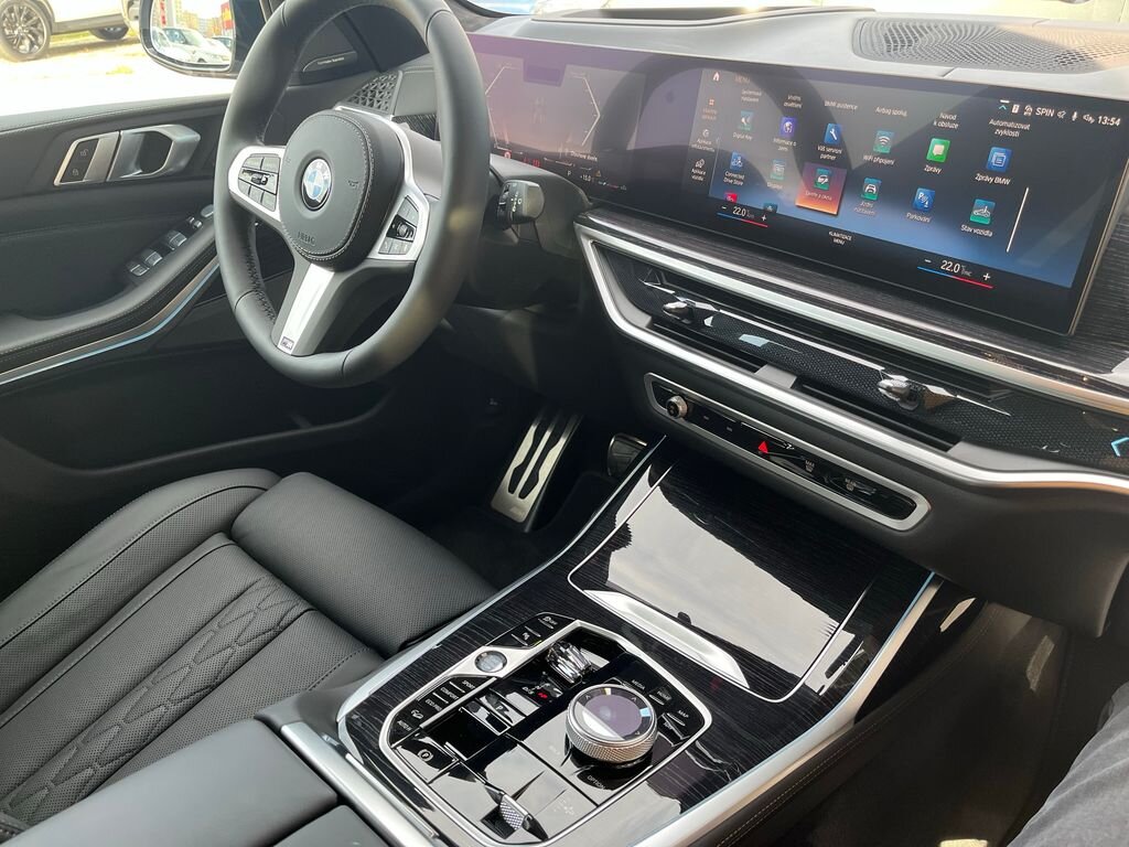 BMW X7 SUV / Terénní 3,0 l 280 kw