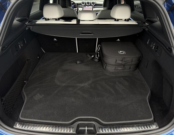 Mercedes-Benz GLC SUV / Terénní 2,0 l 145 kw