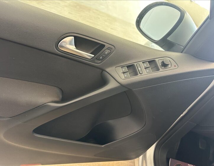 Volkswagen Tiguan SUV / Terénní 2,0 l 103 kw