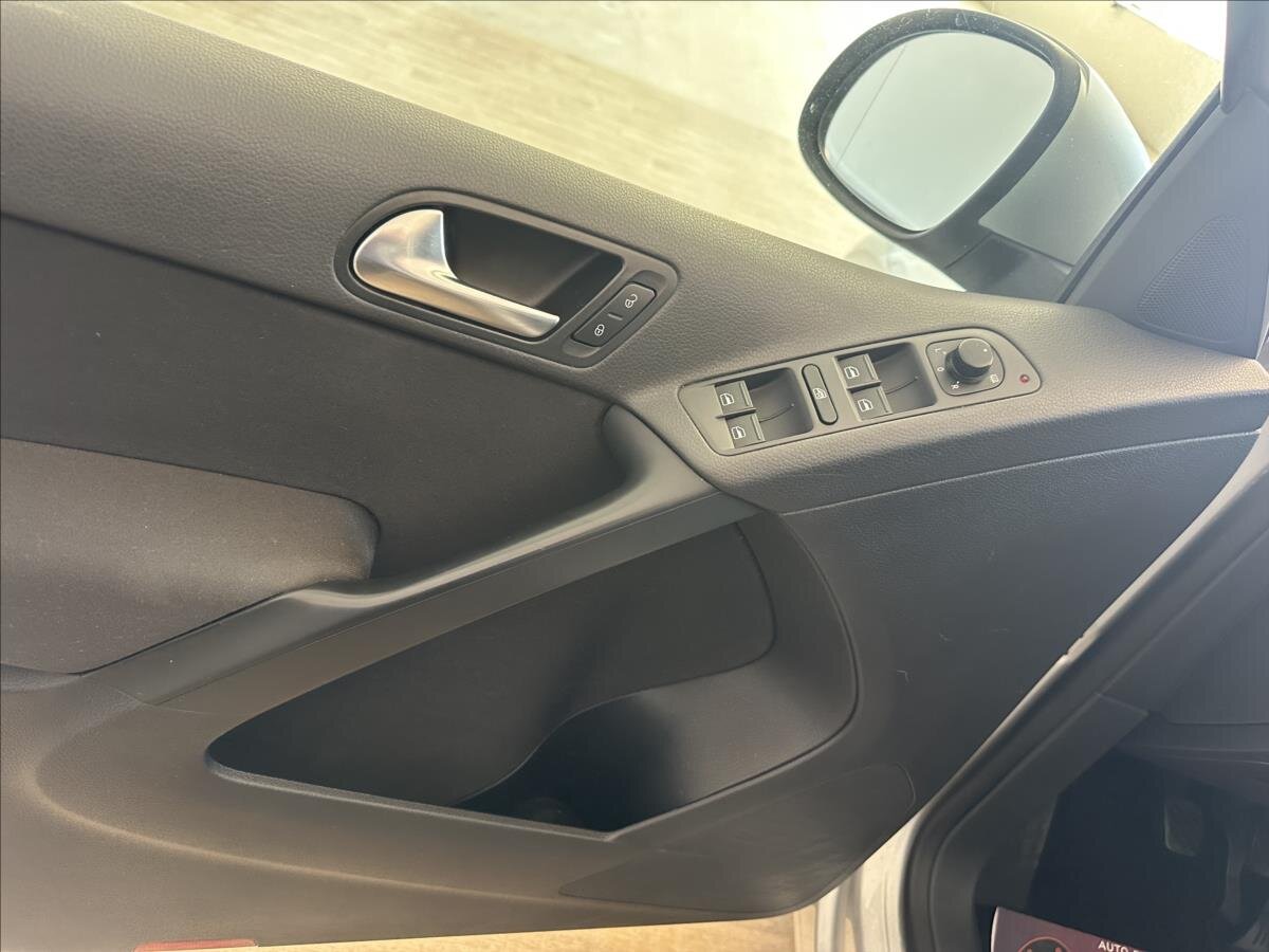 Volkswagen Tiguan SUV / Terénní 2,0 l 103 kw