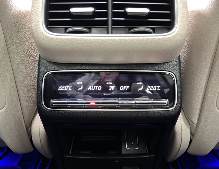 Mercedes-Benz GLS SUV / Terénní 4,0 l 360 kw