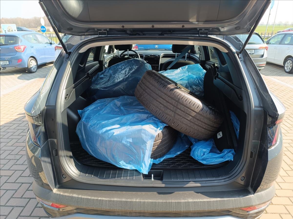 Hyundai Tucson SUV / Terénní 1,6 l 110 kw