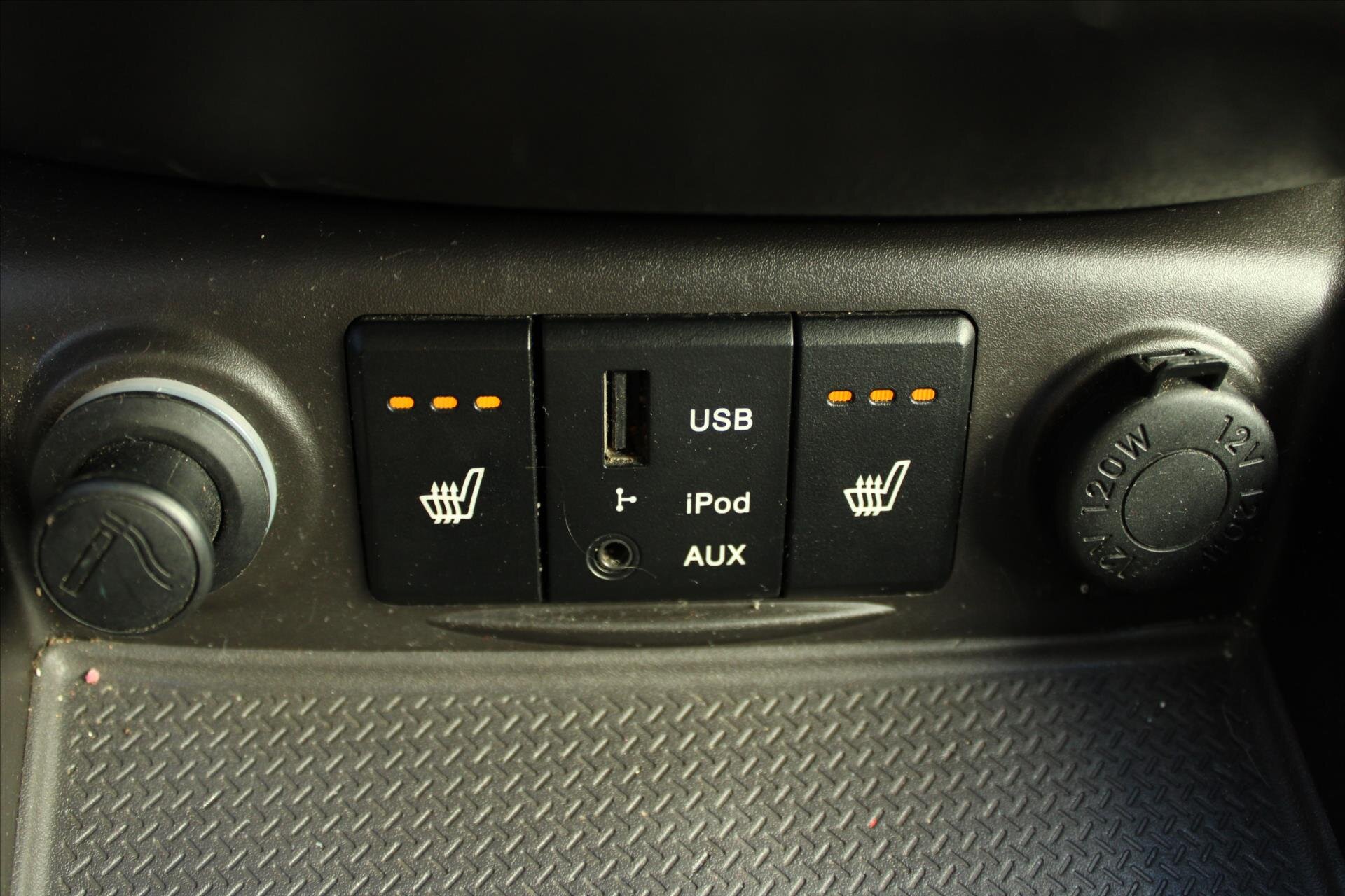 Hyundai Santa Fe SUV / Terénní 2,2 l 145 kw