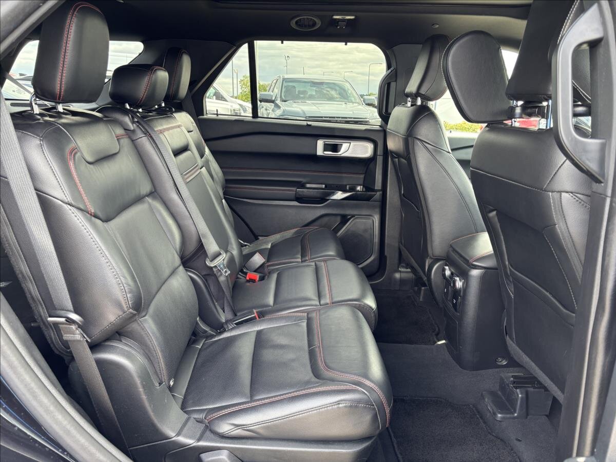 Ford Explorer SUV / Terénní 3,0 l 267 kw