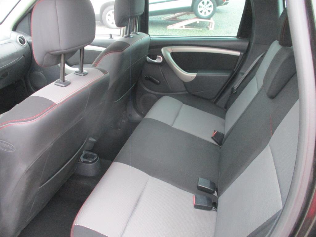 Dacia Duster SUV 1,6 l 77 kw