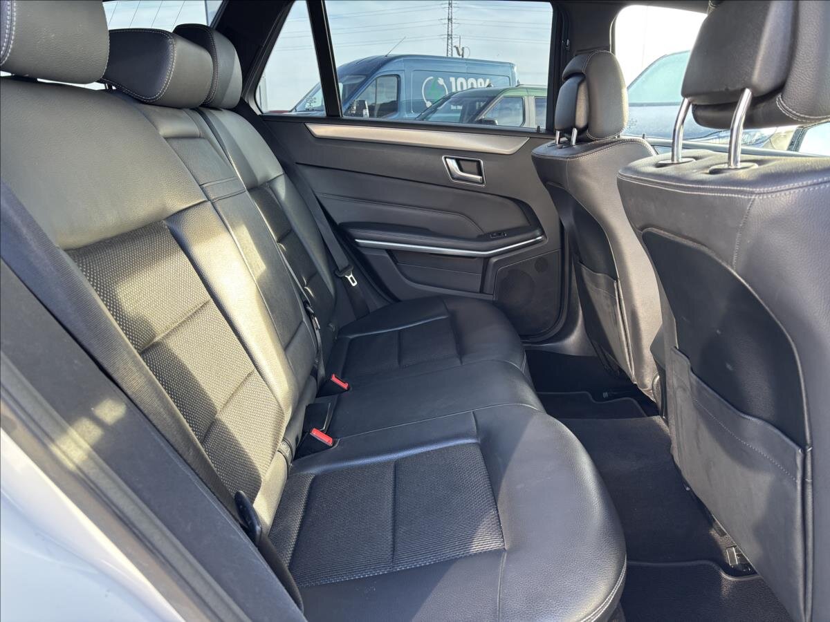 Mercedes-Benz Třídy E Kombi 2,1 l 125 kw