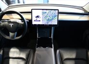 Tesla Model 3 11