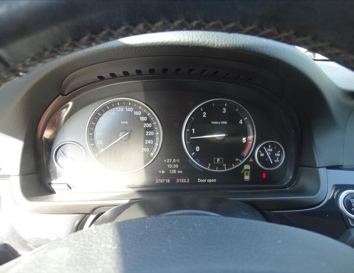 BMW Řada 5 Kombi 3,0 l 150 kw