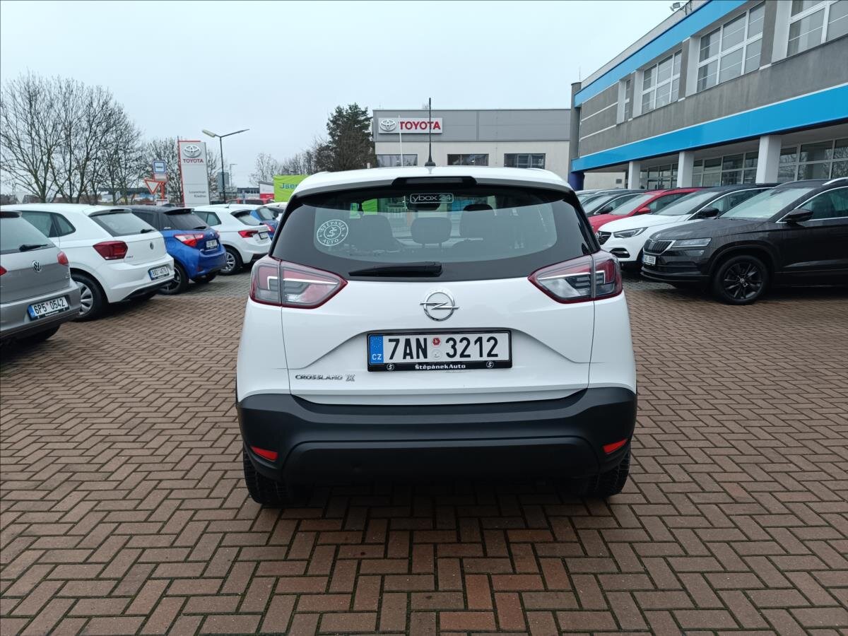 Opel Crossland X SUV 1,2 l 61 kw