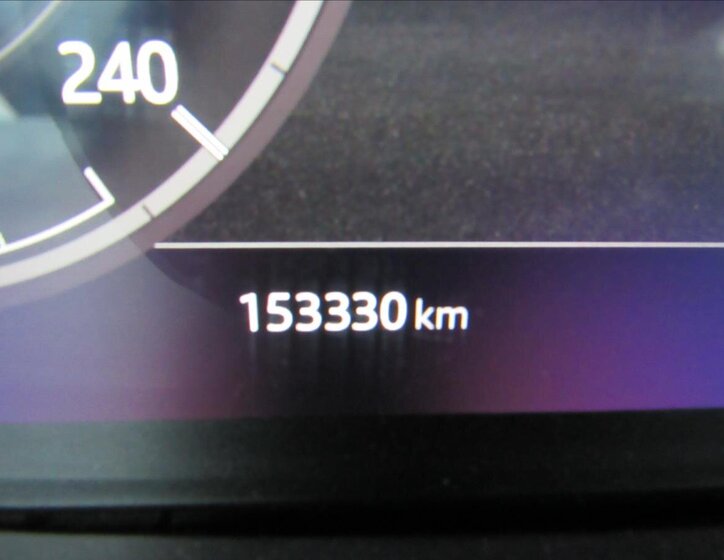 Land Rover Discovery 16