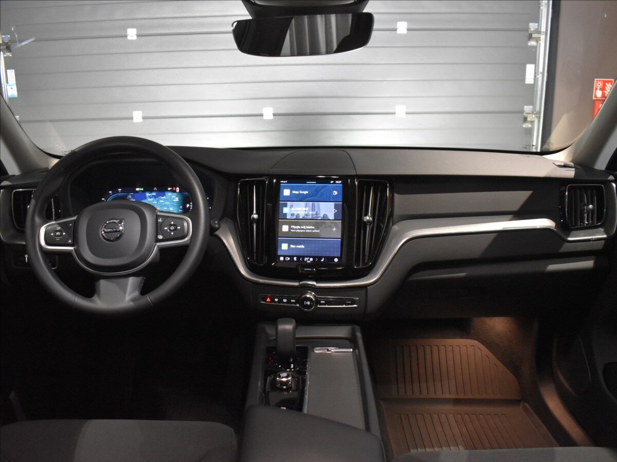 Volvo XC60 SUV / Terénní 2,0 l 145 kw
