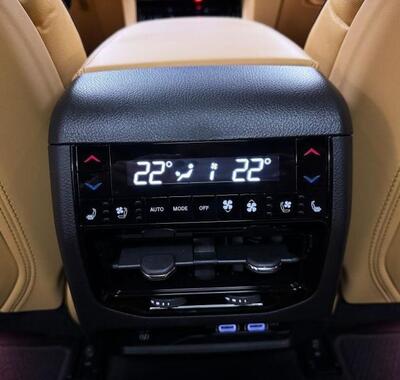 Jeep Grand Cherokee 25