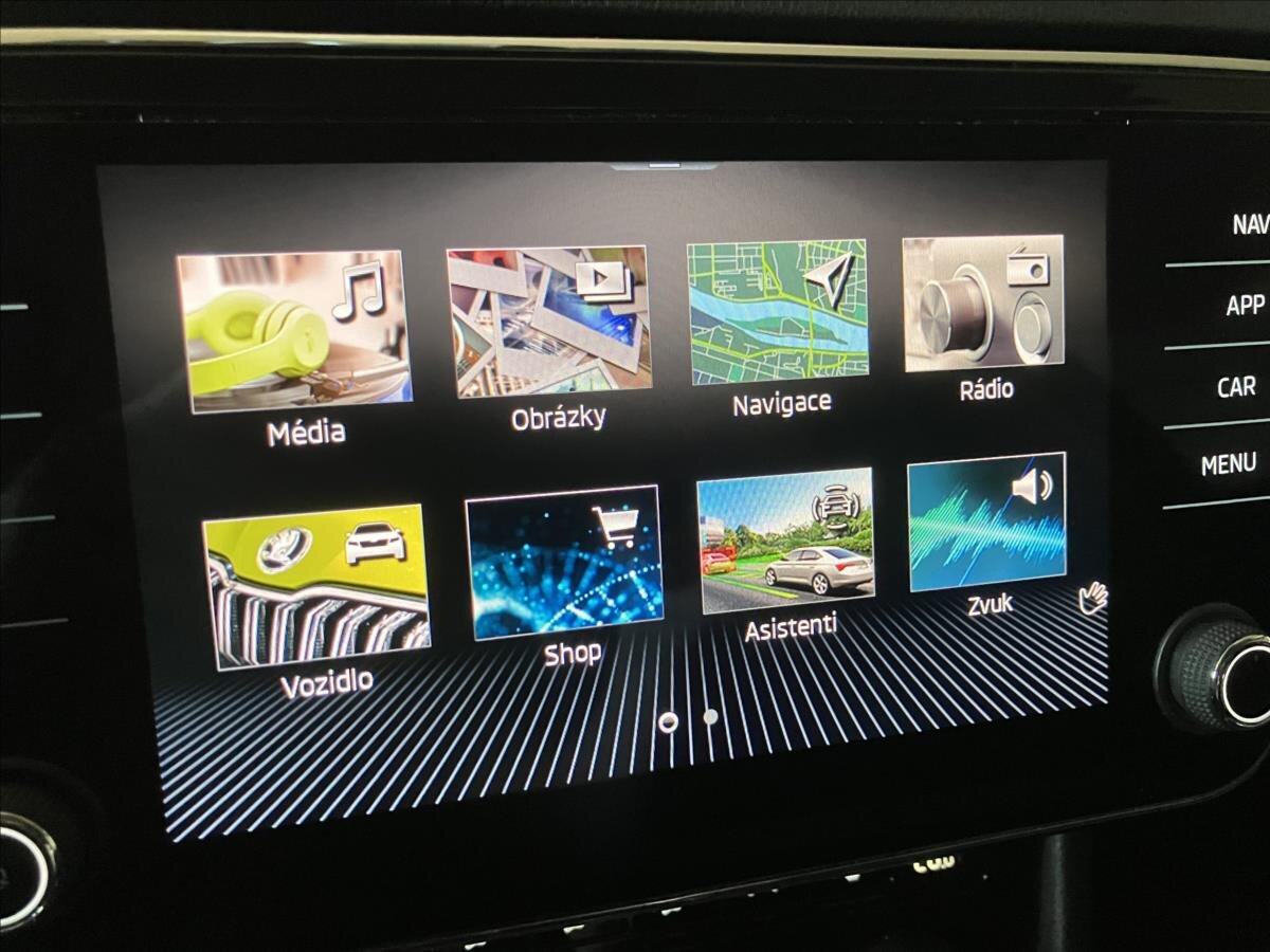 Škoda Superb Kombi 2,0 l 110 kw