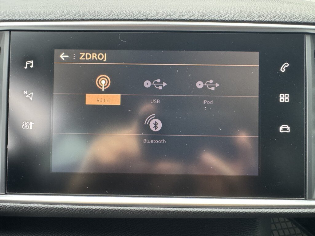 Peugeot 308 Kombi 1,5 l 96 kw