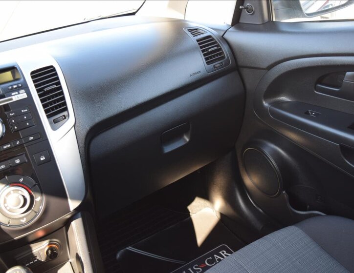 KIA Venga Kombi 1,4 l 66 kw