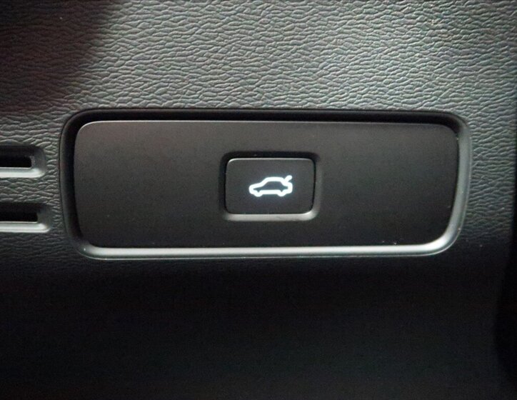 Volvo XC40 SUV 2,0 l 120 kw