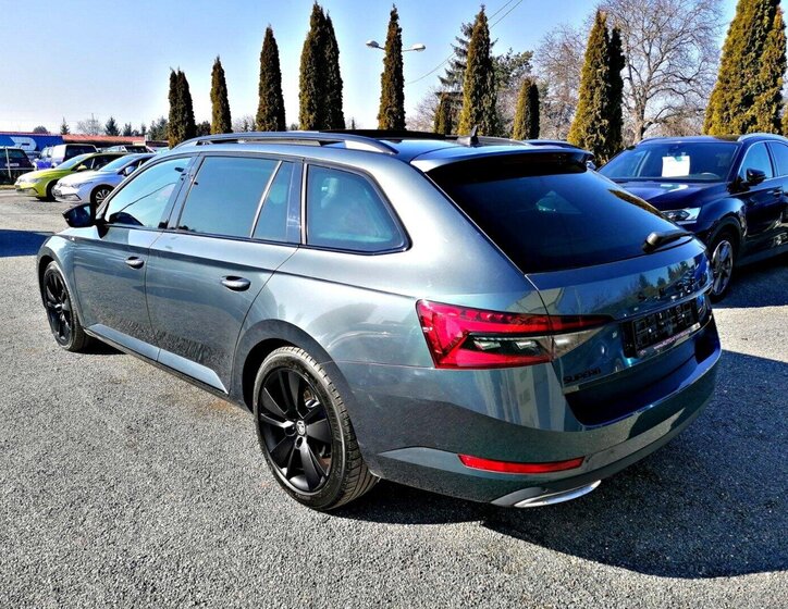Škoda Superb Kombi 1,4 l 160 kw