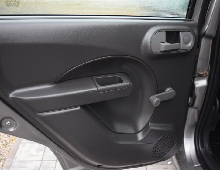 Fiat Panda Kombi 1,2 l 51 kw