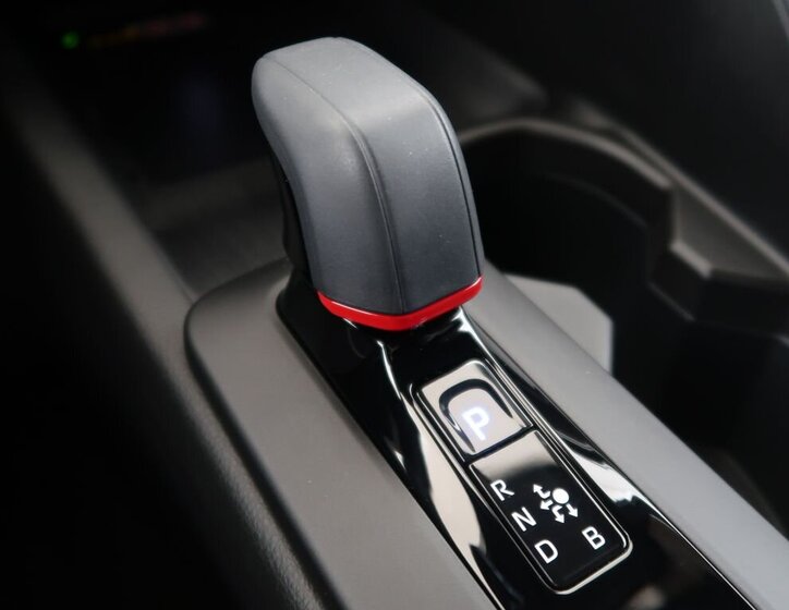 Toyota C-HR SUV 2,0 l 112 kw