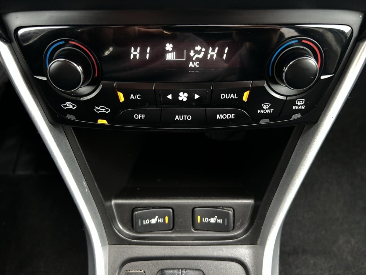 Suzuki SX4 S-Cross SUV / Terénní 1,4 l 103 kw