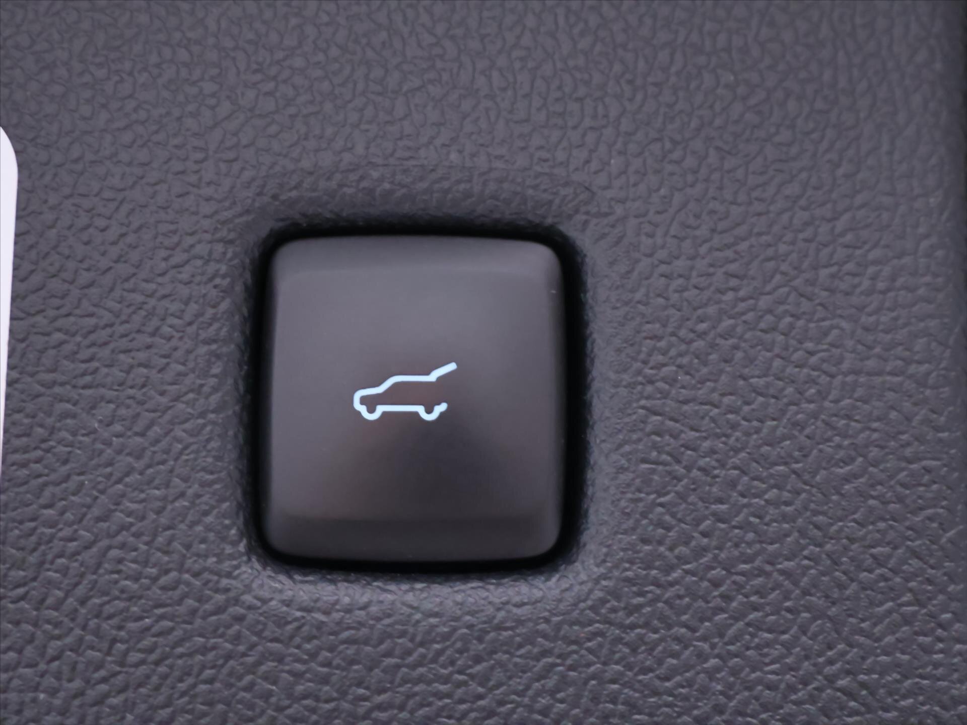 Ford Kuga SUV / Terénní 1,5 l 110 kw