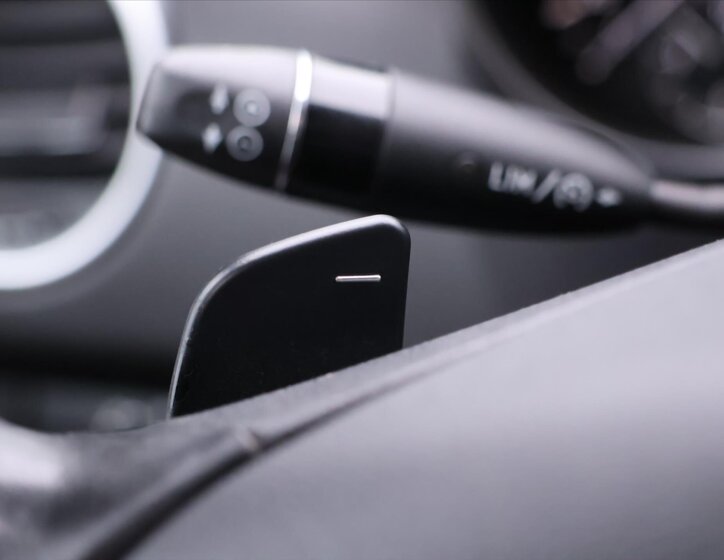 Mercedes-Benz Třídy M 25