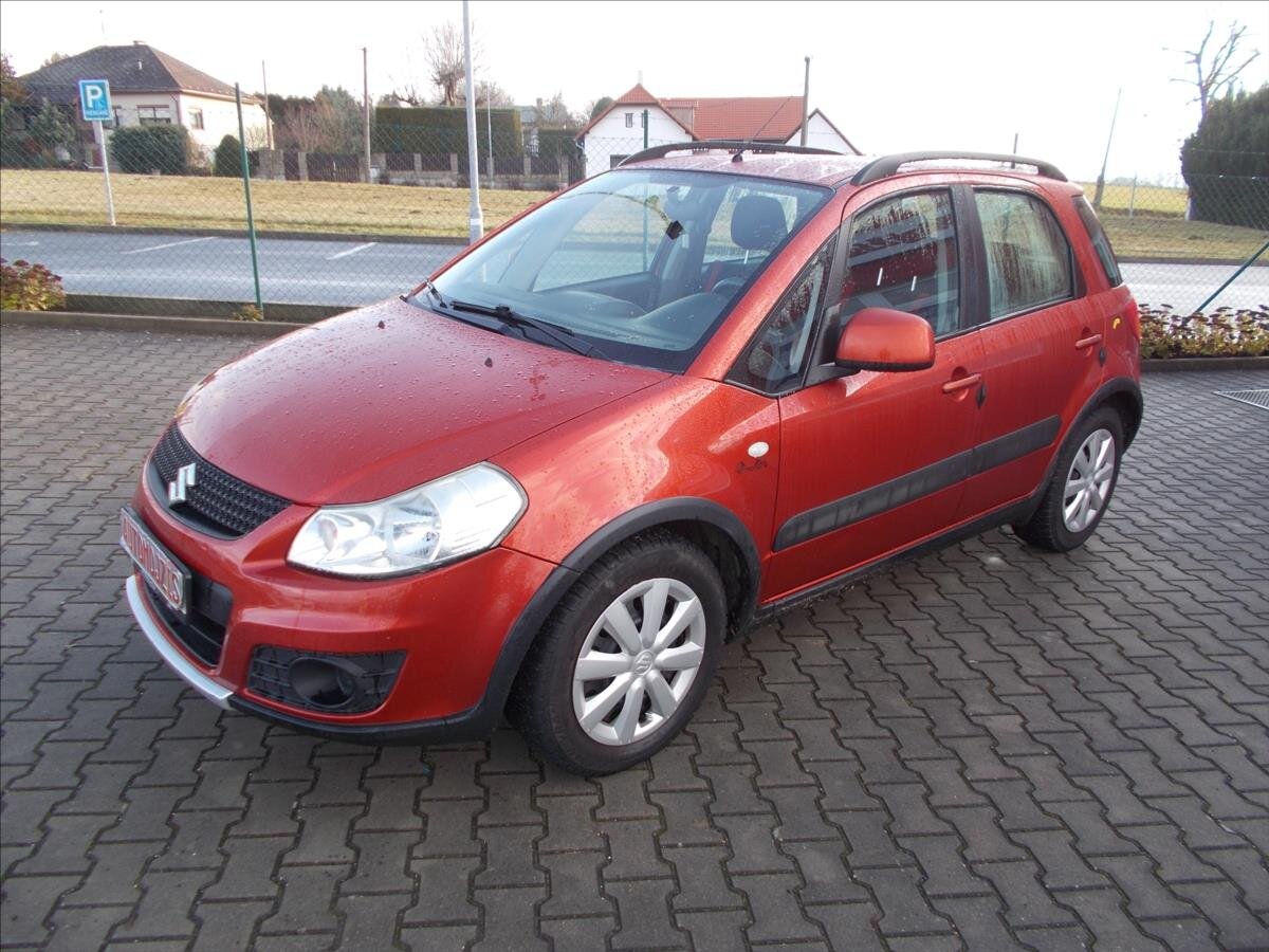 Suzuki SX4 Hatchback 1,6 l 88 kw