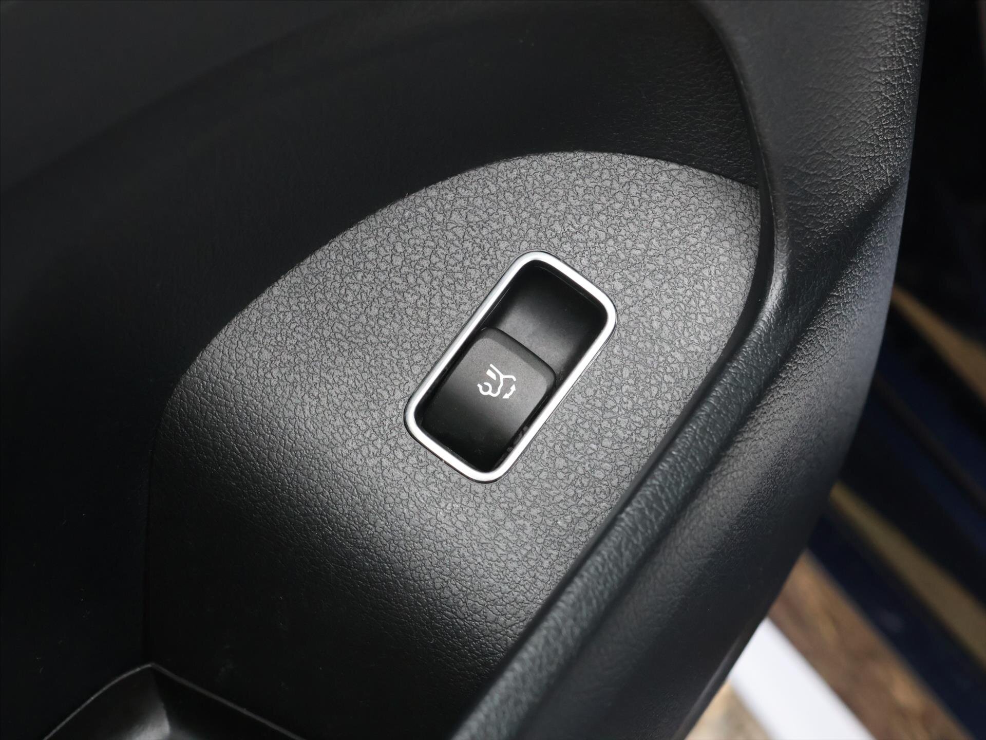 Mercedes-Benz GLE SUV / Terénní 3,0 l 270 kw