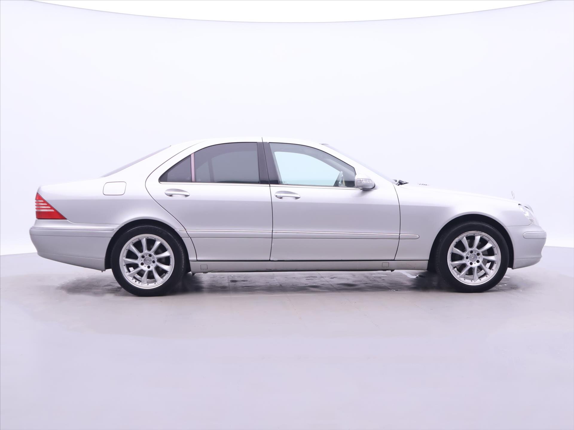 Mercedes-Benz Třídy S Sedan / Limuzína 3,2 l 150 kw