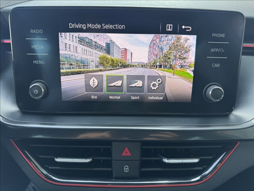 Škoda Scala Hatchback 1,5 l 110 kw