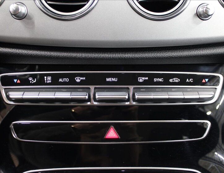 Mercedes-Benz Třídy E 26