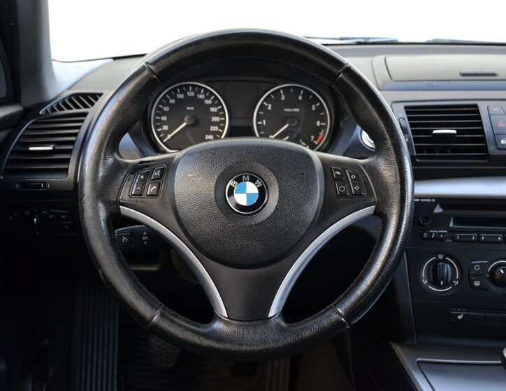 BMW Řada 1 Hatchback 2,0 l 105 kw