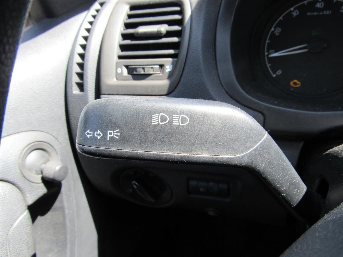 Škoda Praktik Skříň 1,2 l 51 kw