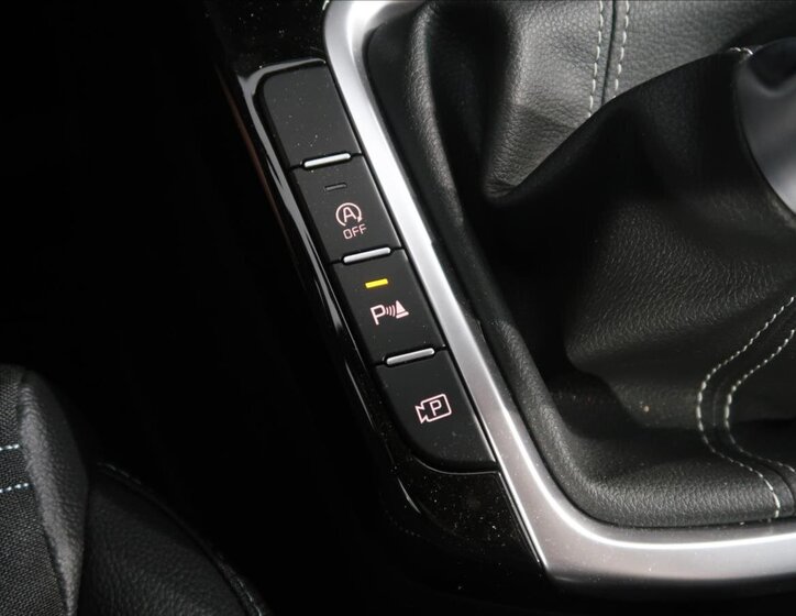 KIA Ceed Hatchback 1,5 l 103 kw